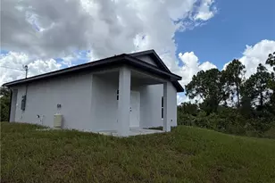 1092 Norton Ave S, Lehigh Acres, FL 33974 - Photo 8