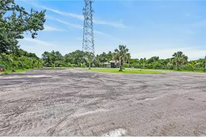 7961 Bartholomew Dr, North Fort Myers, FL 33917 - Photo 36