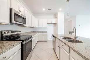 14454 Cantabria Dr, Fort Myers, FL 33905 - Photo 2
