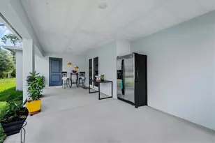 6040 Keystone Cir, Labelle, FL 33935 - Photo 12