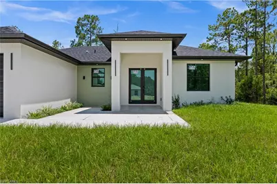 2102 E 13th St, Lehigh Acres, FL 33972 - Photo 2