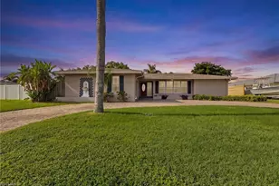 1446 Cumberland Ct, Fort Myers, FL 33919 - Photo 2
