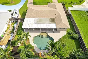 1446 Cumberland Ct, Fort Myers, FL 33919 - Photo 6