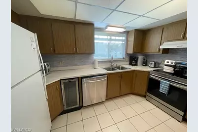 4396 Bowsprit Ct #3C, Fort Myers, FL 33919 - Photo 2