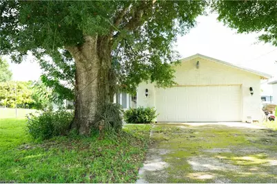 3414 22nd St SW, Lehigh Acres, FL 33976 - Photo 2