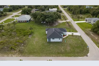 466 Laconic Ave, Lehigh Acres, FL 33974 - Photo 24