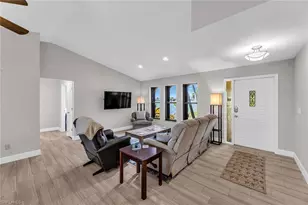 219 SE 19th Ct, Cape Coral, FL 33990 - Photo 22