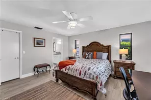 219 SE 19th Ct, Cape Coral, FL 33990 - Photo 12