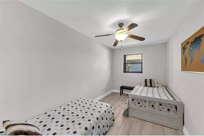 219 SE 19th Ct, Cape Coral, FL 33990 - Photo 8