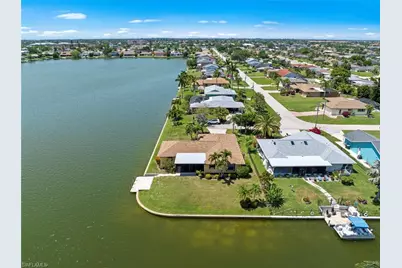 219 SE 19th Ct, Cape Coral, FL 33990 - Photo 42