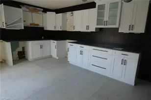 5235 Cedarbend Dr, Fort Myers, FL 33919 - Photo 14