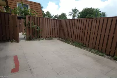 5235 Cedarbend Dr #4, Fort Myers, FL 33919 - Photo 16