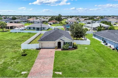 511 NW 26th St, Cape Coral, FL 33993 - Photo 2