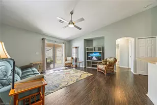 923 NE 9th Terrace, Cape Coral, FL 33909 - Photo 6