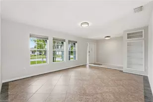 524 SE 8th Pl, Cape Coral, FL 33990 - Photo 14