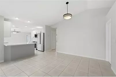 524 SE 8th Pl, Cape Coral, FL 33990 - Photo 20