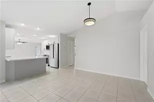 524 SE 8th Pl, Cape Coral, FL 33990 - Photo 20