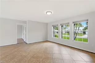 524 SE 8th Pl, Cape Coral, FL 33990 - Photo 12