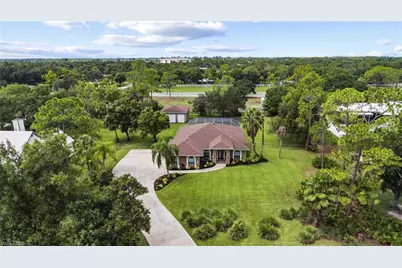 11704 Bentwood Ct, North Fort Myers, FL 33917 - Photo 34