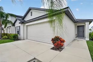 17742 Paradiso Wy, North Fort Myers, FL 33917 - Photo 2