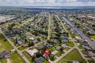 1205 SE 12th Ln, Cape Coral, FL 33990 - Photo 36