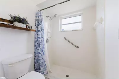 1205 SE 12th Ln, Cape Coral, FL 33990 - Photo 18
