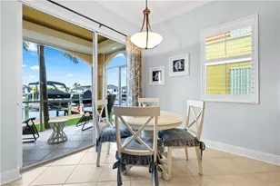 198 Shadroe Cove Cir, Cape Coral, FL 33991 - Photo 20