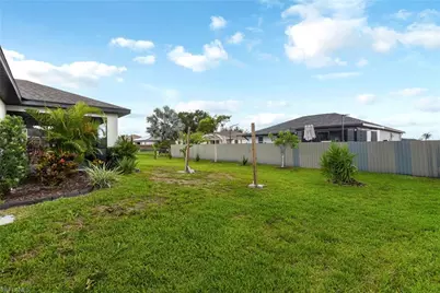 1401 NW 10th Ter, Cape Coral, FL 33993 - Photo 26