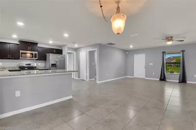 1401 NW 10th Ter, Cape Coral, FL 33993 - Photo 12