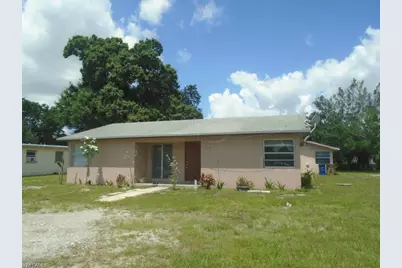 330 Ottumwa Ave, Fort Myers, FL 33905 - Photo 1