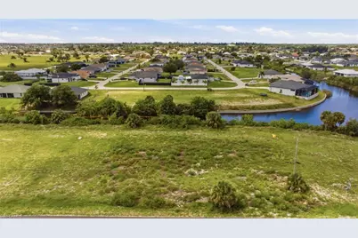 1812 NW 2nd Ter, Cape Coral, FL 33993 - Photo 6