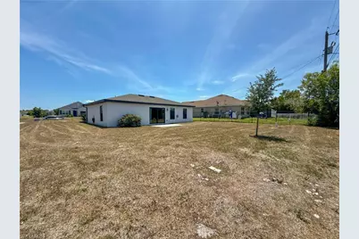 3010 NE 6th Pl, Cape Coral, FL 33909 - Photo 20