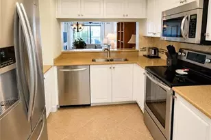 12601 Kelly Sands Way, Fort Myers, FL 33908 - Photo 4