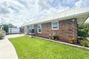 2846 Arbutus St, Naples, FL 34112 - Photo 24