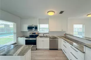 2846 Arbutus St, Naples, FL 34112 - Photo 2