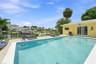 902 El Dorado Pkwy E, Cape Coral, FL 33904 - Photo 28