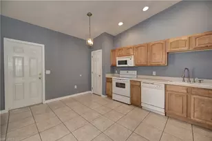 4402 Douglas Ln, Lehigh Acres, FL 33973 - Photo 4