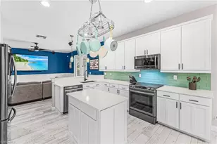 9159 Gladiolus Preserve Cir, Fort Myers, FL 33908 - Photo 4