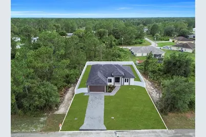 1116 Cherry St E, Lehigh Acres, FL 33974 - Photo 2