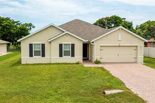 152 SE 27th Terrace, Cape Coral, FL 33904 - Photo 2