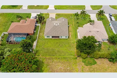 152 SE 27th Ter, Cape Coral, FL 33904 - Photo 32