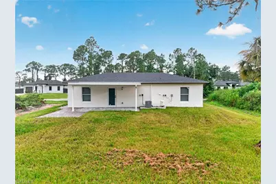 851 Calumet St E, Lehigh Acres, FL 33974 - Photo 6