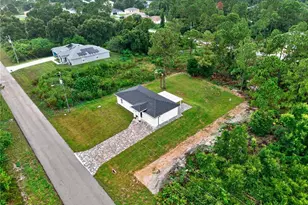 851 Calumet St E, Lehigh Acres, FL 33974 - Photo 4