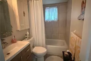 823 Courtington Ln, Fort Myers, FL 33919 - Photo 6