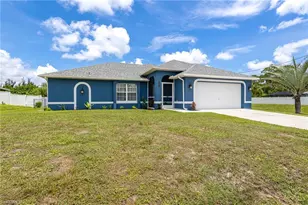1103 SW 18th Ave, Cape Coral, FL 33991 - Photo 2