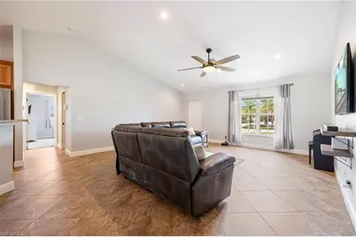 1103 SW 18th Ave, Cape Coral, FL 33991 - Photo 8