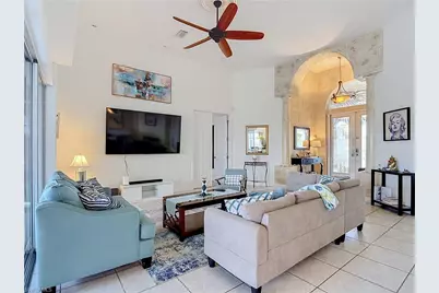 4924 SW 17th Ave, Cape Coral, FL 33914 - Photo 4