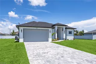 707 NW 7th Pl, Cape Coral, FL 33993 - Photo 1