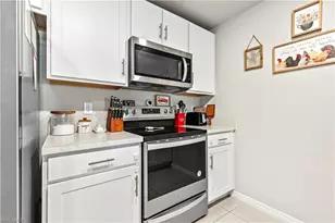 3730 NE 16th Ave, Cape Coral, FL 33909 - Photo 8