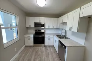 1740 Pine Valley Dr, Fort Myers, FL 33907 - Photo 4